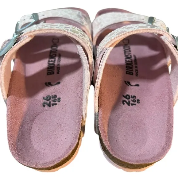 BIRKENSTOCK Kids Leather Salina Sandals in Metallic Rose Stone Sz 8