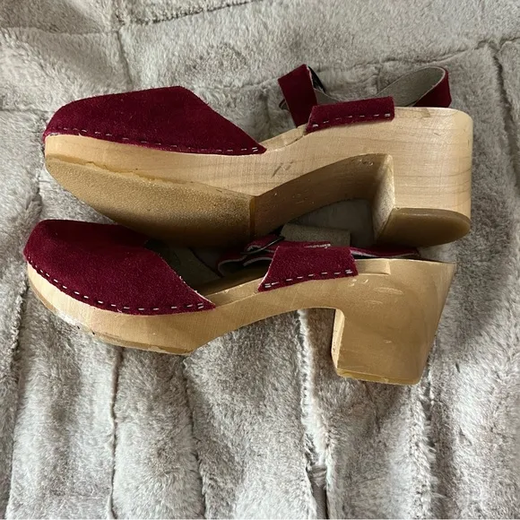 Clogsland Elegant Raspberry Nubuck Suede Wooden High Heel Sandal Clogs - 41
