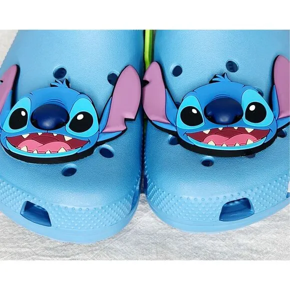 Crocs Disney Stitch Classic Clogs Nwt Size 6J
