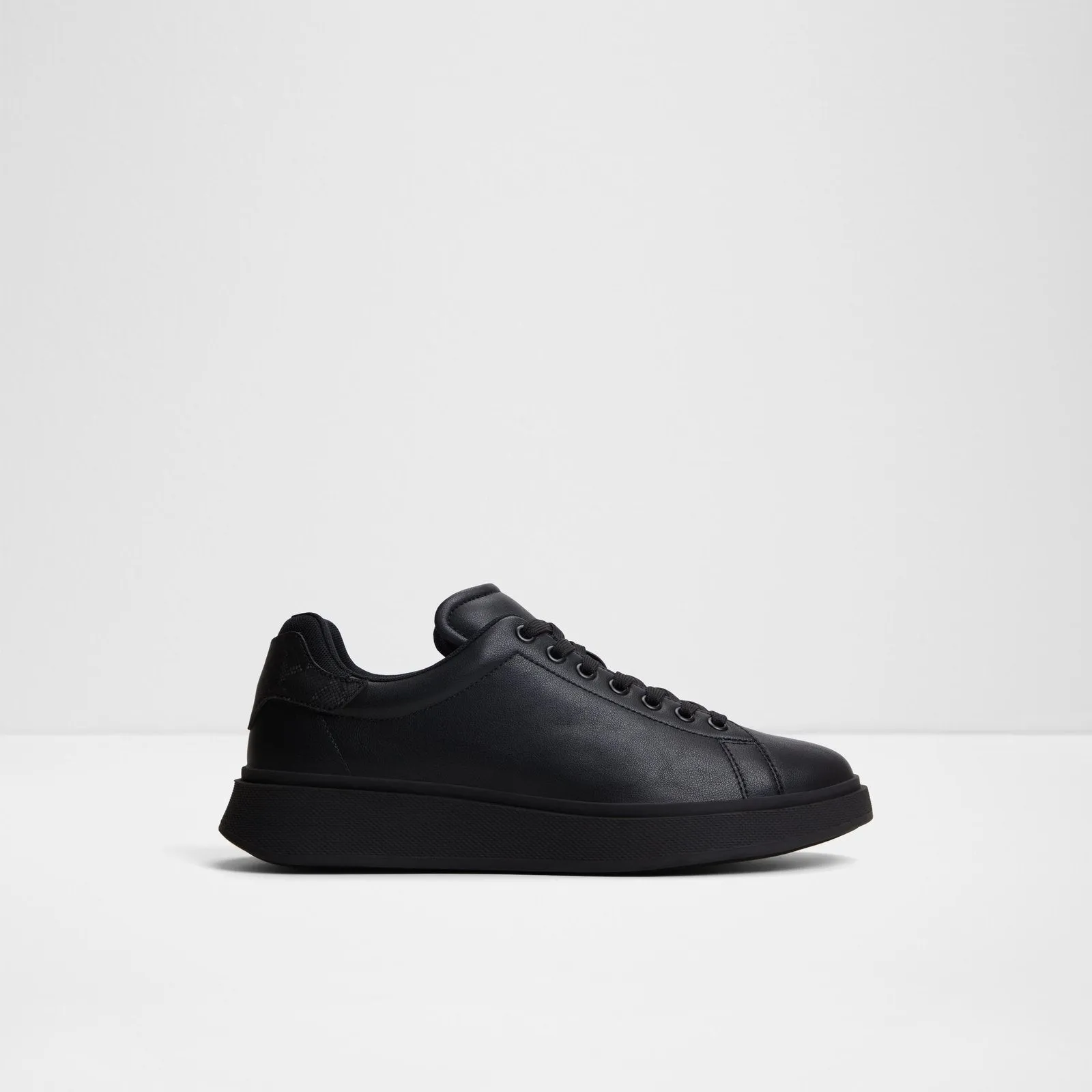Cuore / Sneakers