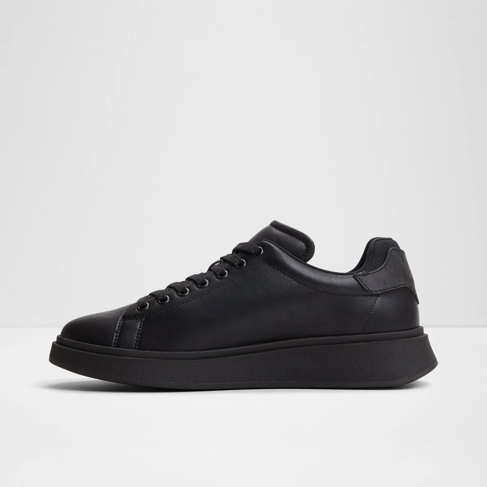 Cuore / Sneakers
