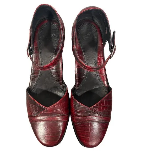 Dansko leather Mary Jane clogs oxblood croc embossed women's 39