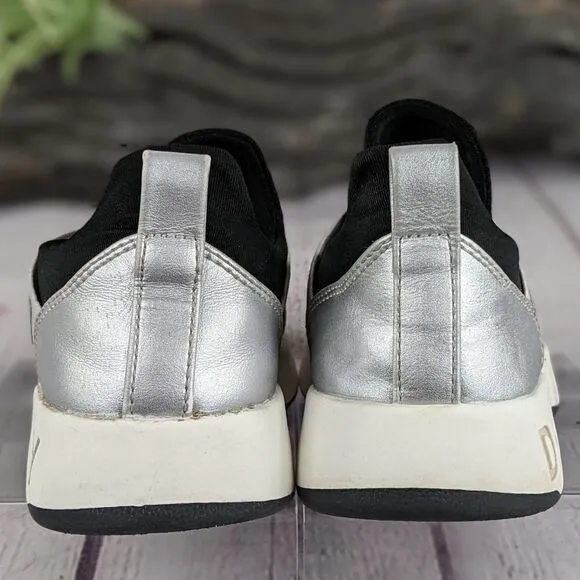 DKNY Little Girls Maddie Stretch Sneakers