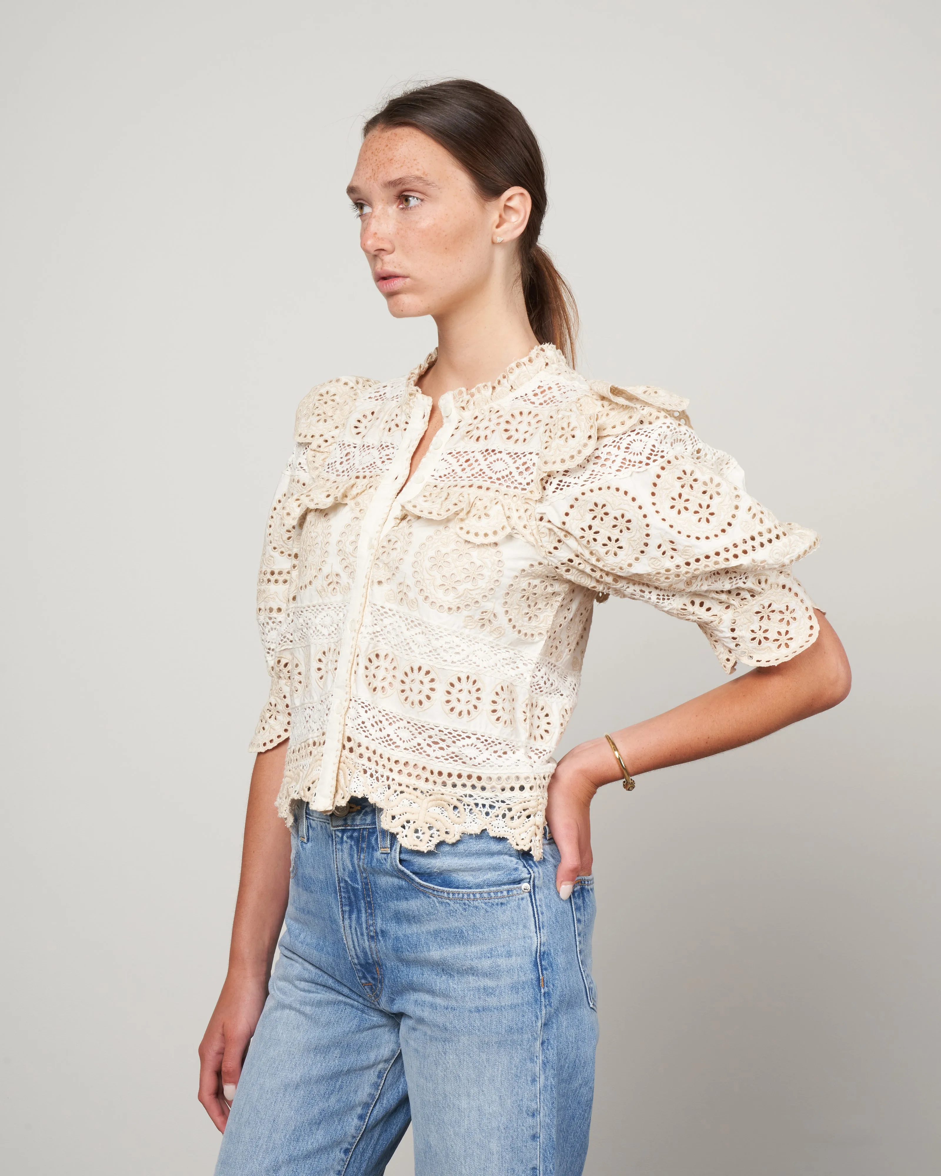 evie eyelet puff slv button-down top - cream