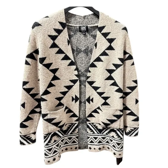 Frye Women's Cozy Aztec Southwestern Print Cardigan Bon Fire Ready M
