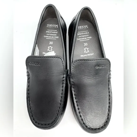 Geox Boys' Newfast Leather Moccasins | Black | US Kids Size 12 EU 30