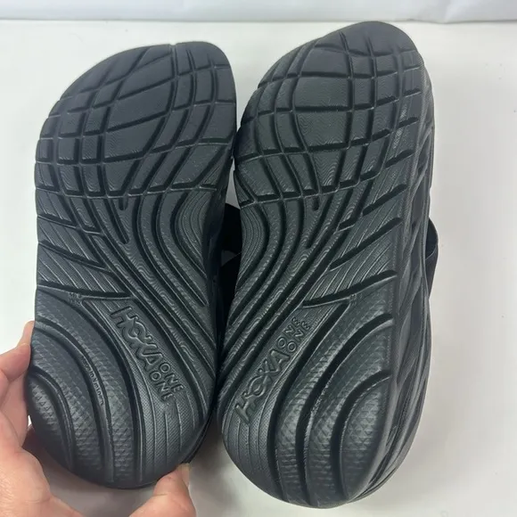 Hoka One One Ora Recovery Black Thong Flip flop Unisex Sandals