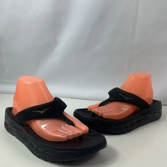Hoka One One Ora Recovery Black Thong Flip flop Unisex Sandals