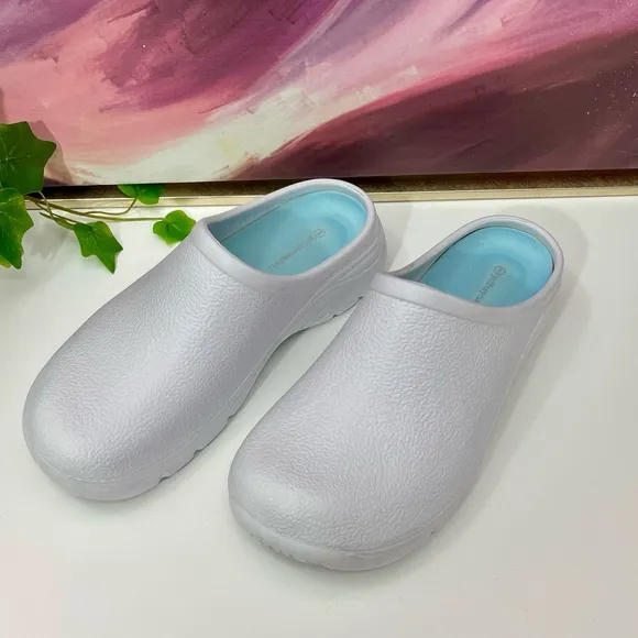 Jeffrey Campbell Birdie Danish Rubber Clogs in White Size US 9 / EU 40