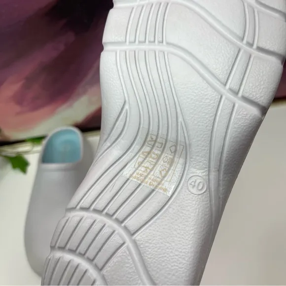 Jeffrey Campbell Birdie Danish Rubber Clogs in White Size US 9 / EU 40