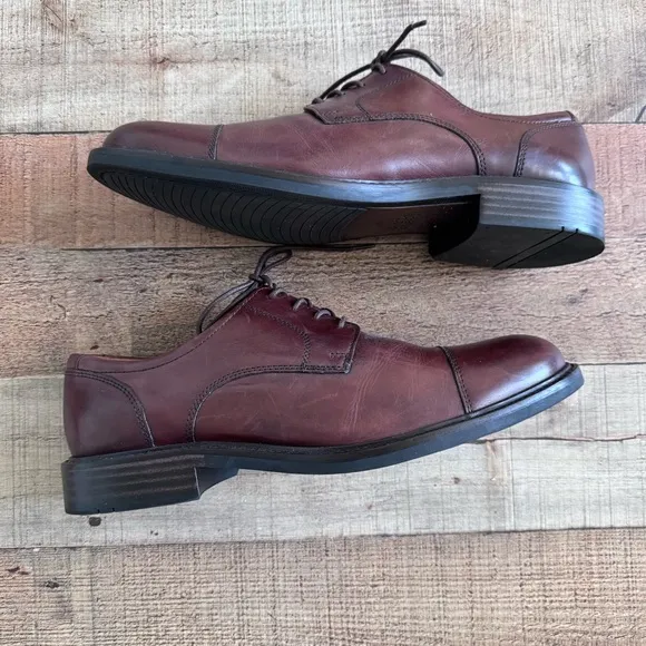 Johnston &amp; Murphy Novick Cap Toe Lace Up Oxford Shoes Cognac Burgundy 10.5