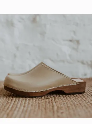 Low Klassisk Clog in Stone