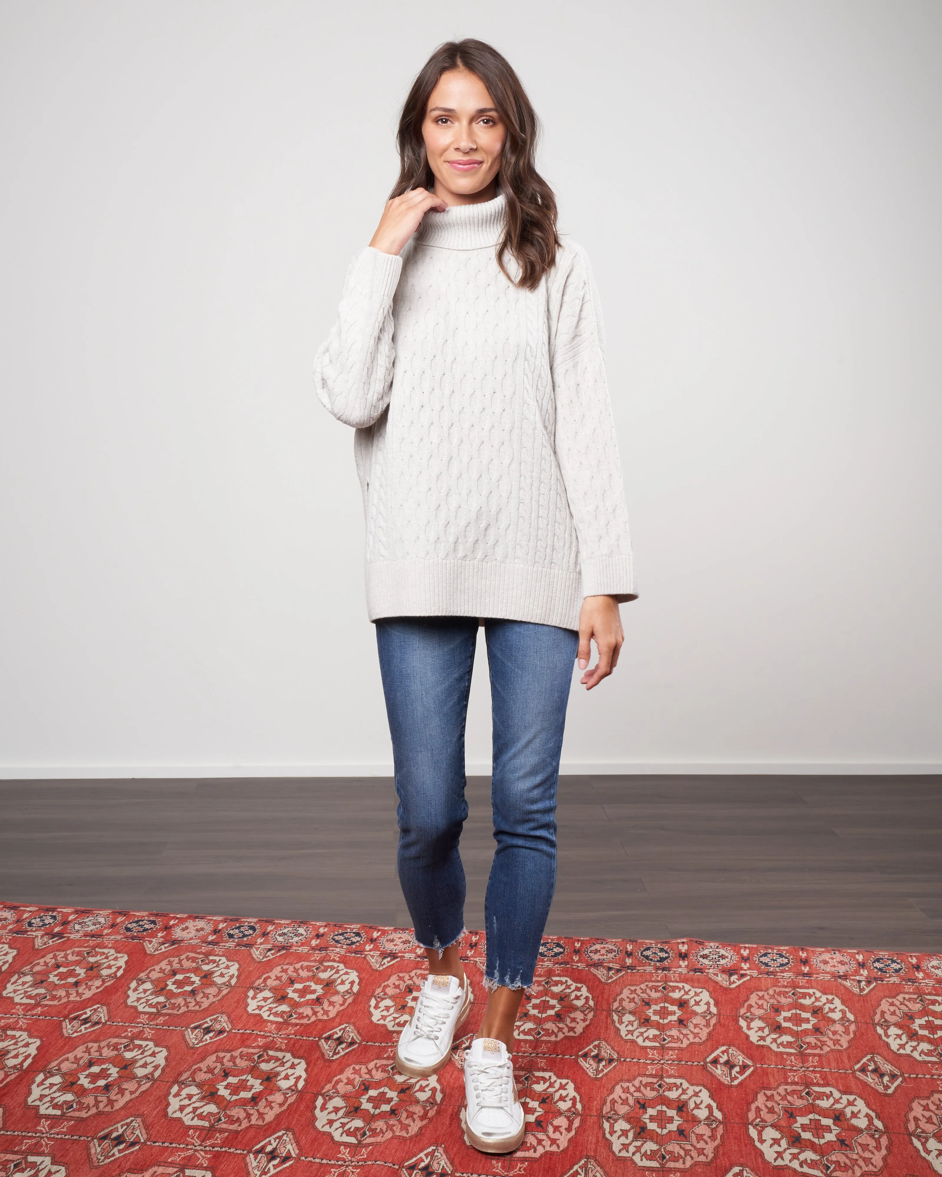 maybury cape - pale grey