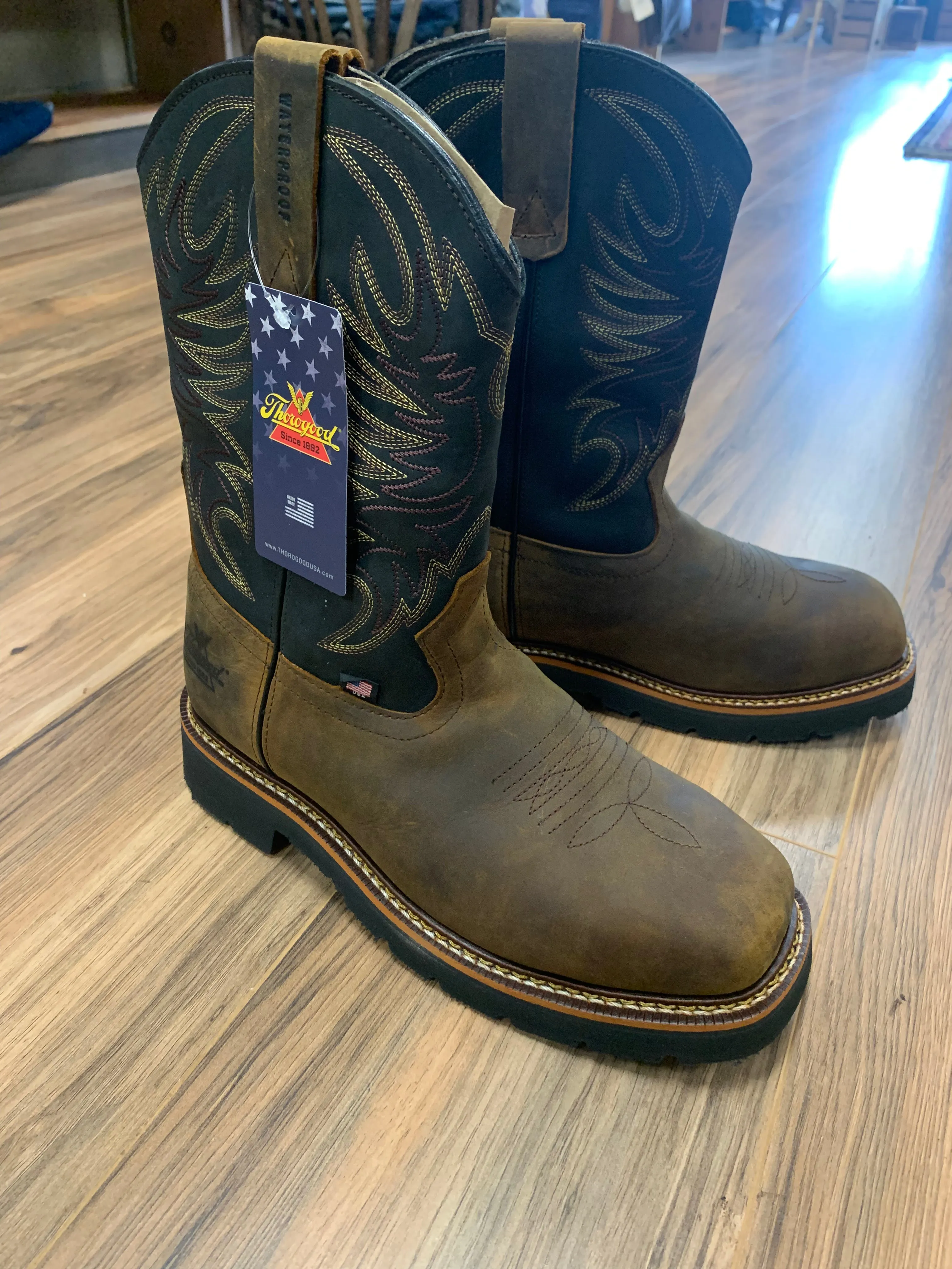 Men's Thorogood 11" Steel Toe WP Western Wellington Work Boot (U.S.A.)