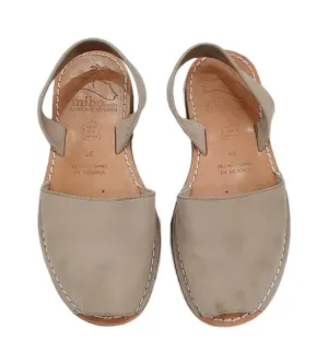 Mibo Sandals - women size 37 / 7