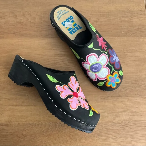 NEW Tessa Clogs Floral Hand Painted Mules in Black Oil Christy 35