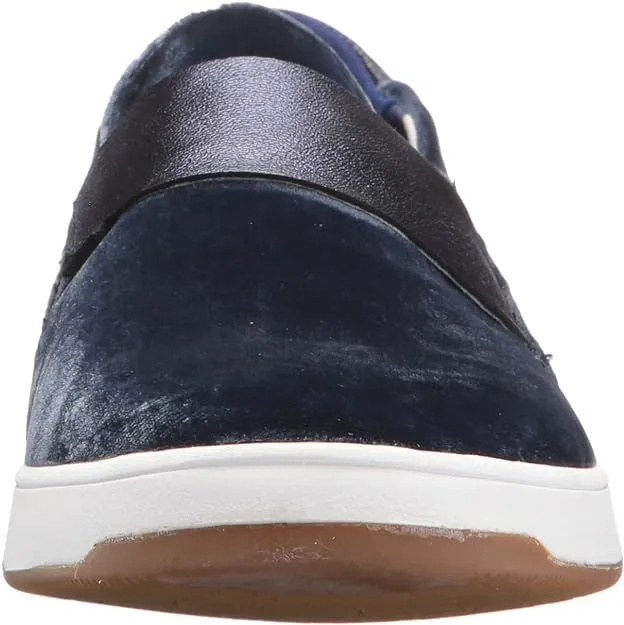 NEW Tommy Bahama Womens Cove Floral (Relaxology) Fashion Sneakers, Sz 7