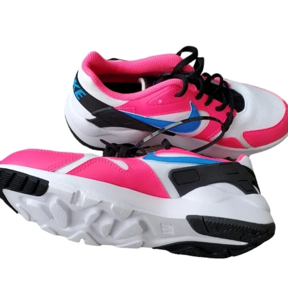 Nike LD Victory Sneakers