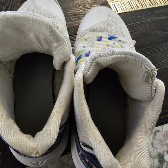 Nike White and Blue Sneakers with Colorful Sole