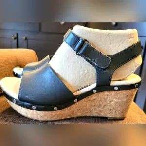 NWT Clarks Ultimate Collection Stylish Black Wedge Sandals