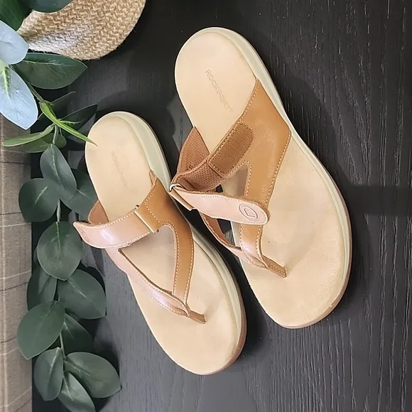 Rockport Sandals Flip Flops 7.5 W Sandals Tan Leather MTM Sport Thong