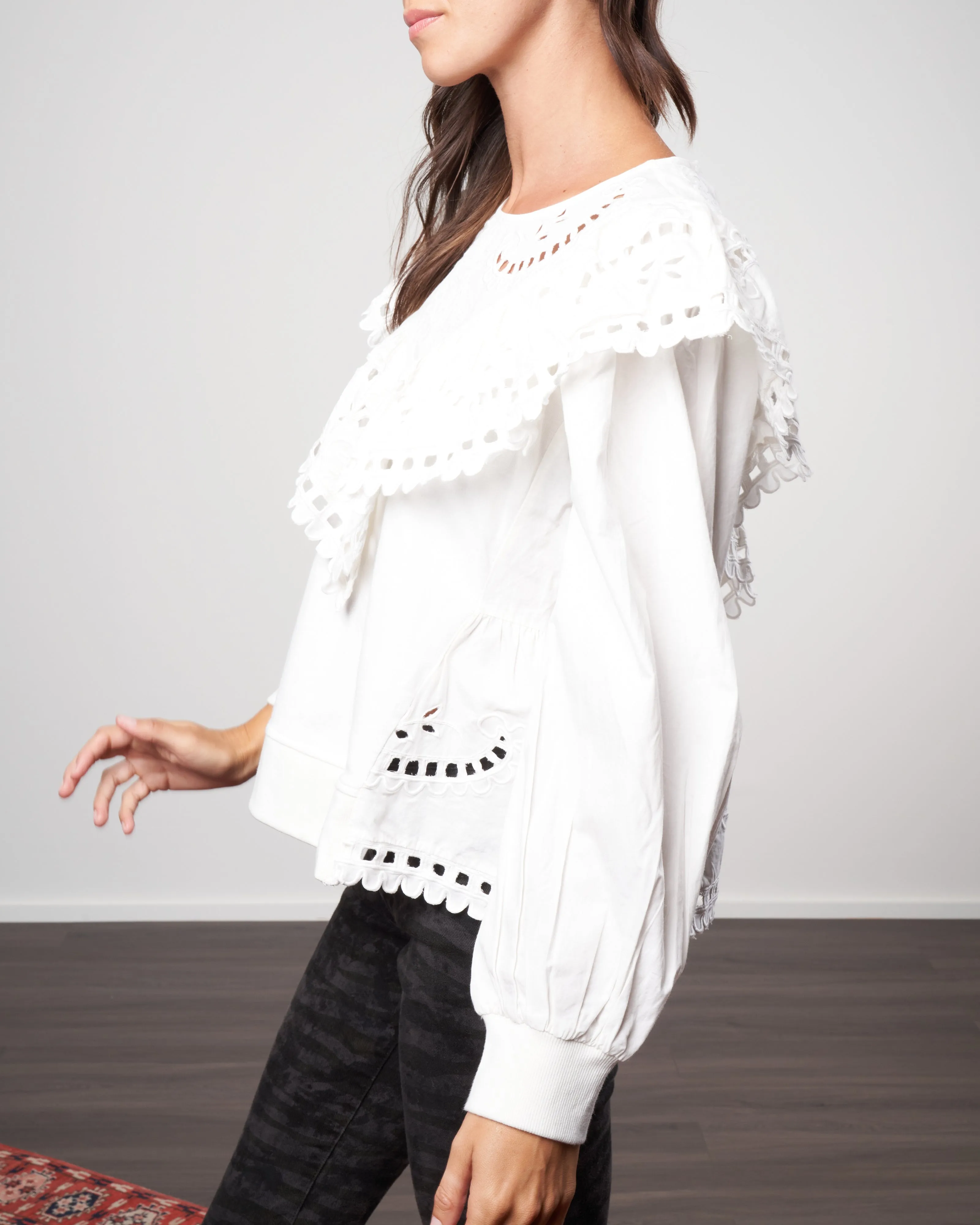 santos eyelet sweatshirt - white
