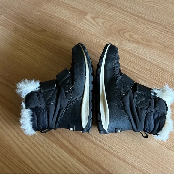 Sorel Whitney II Strap Winter Boots Kids 13