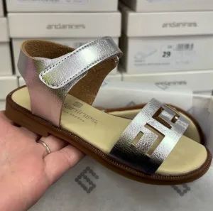 SS24 Andanines Silver Metallic Leather Sandals