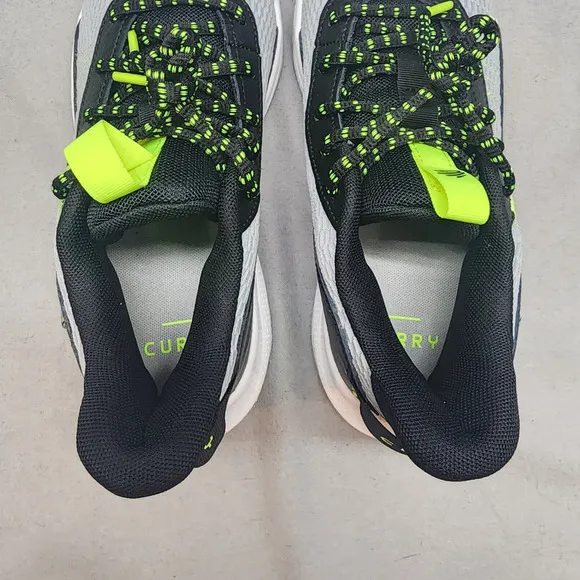 Steph Curry Under Armour 6Y Youth 3Z7 Black Gray Yellow Tennis Shoes Sneaker