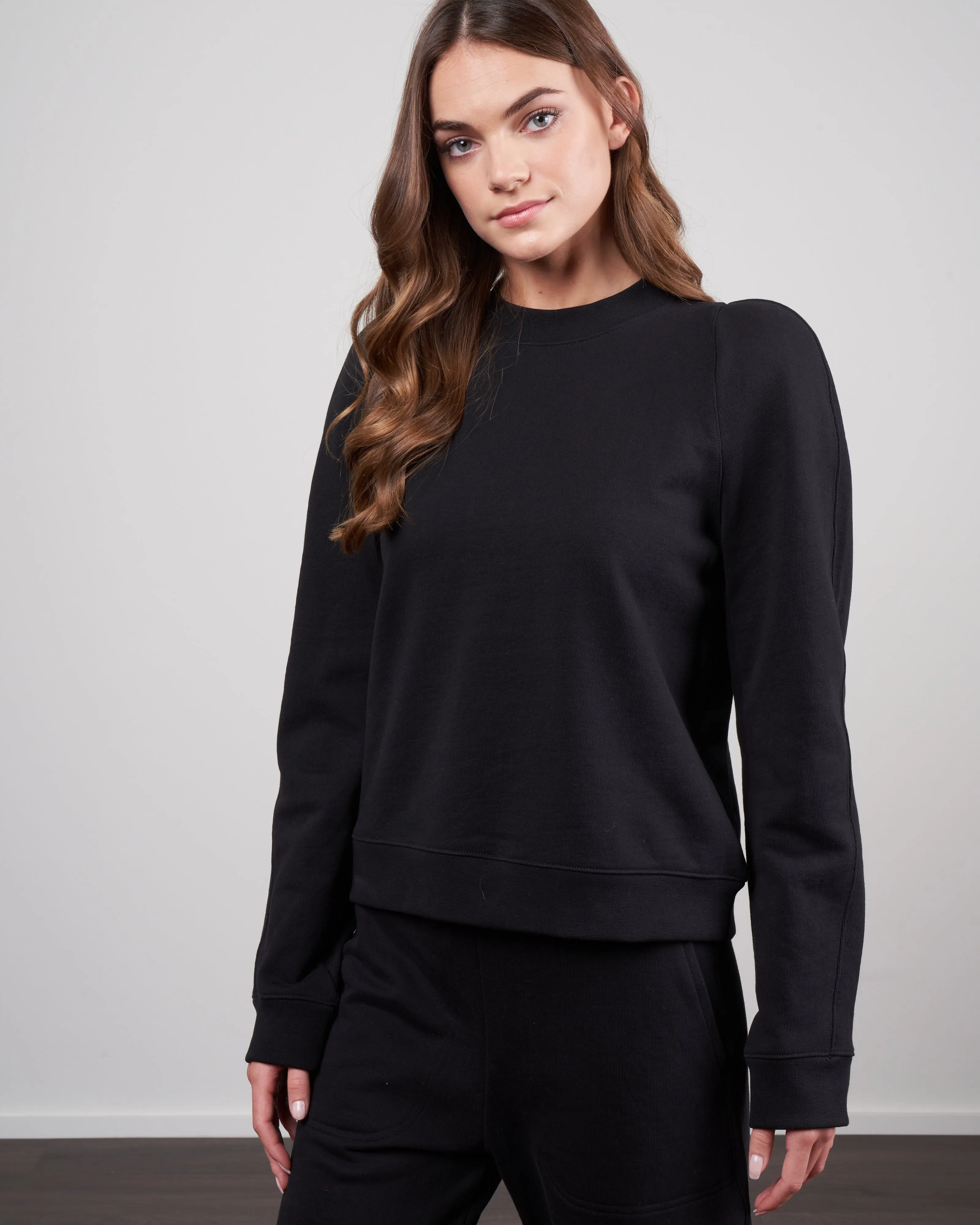 sweatshirt sculpted shoulder sweatshirt - black