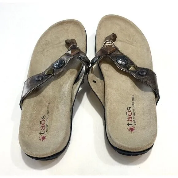 TAOS Red Willow Wanda Leather Thong Flip Flop Sandals Women's SZ 7 US 38 EU EUC