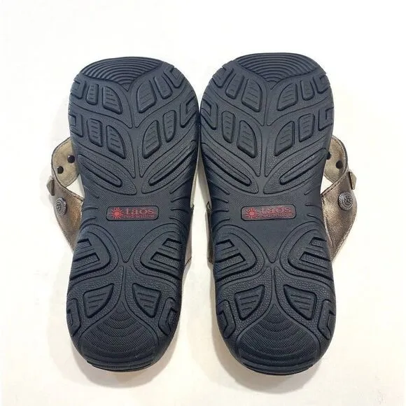TAOS Red Willow Wanda Leather Thong Flip Flop Sandals Women's SZ 7 US 38 EU EUC