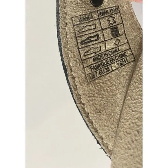 TAOS Red Willow Wanda Leather Thong Flip Flop Sandals Women's SZ 7 US 38 EU EUC