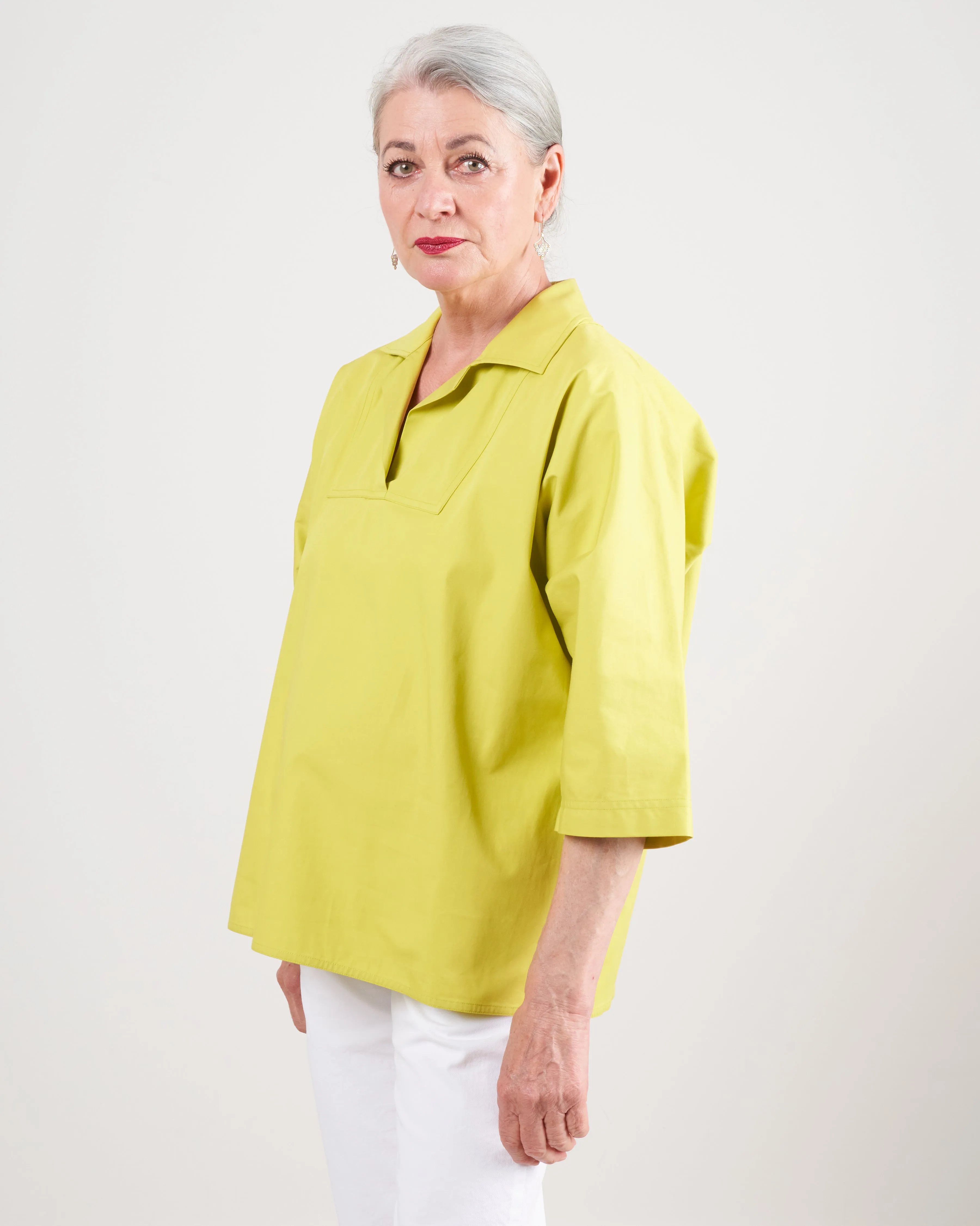 top with 3/4 sleeves and open collar - anise
