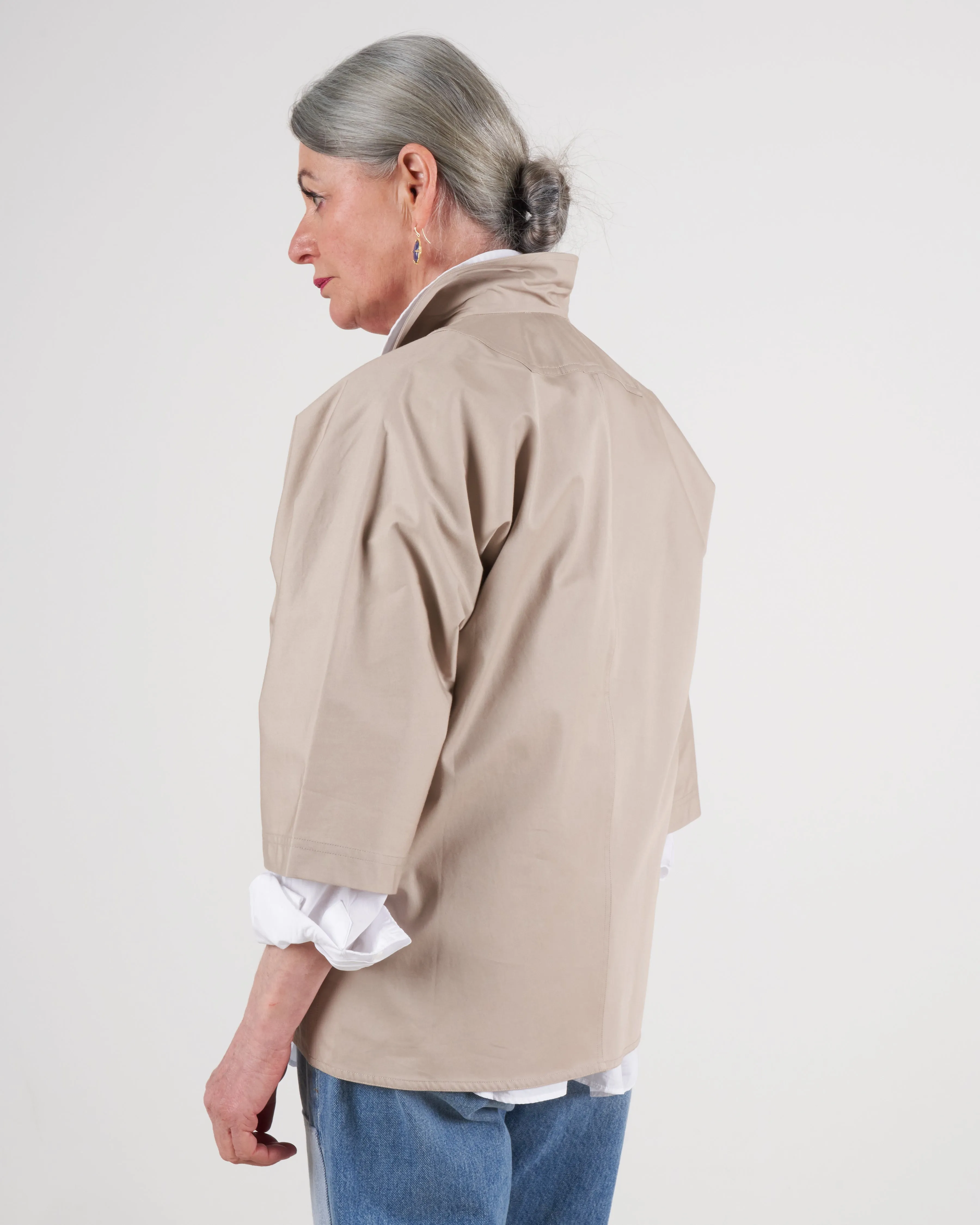 top with 3/4 sleeves and open collar - desert