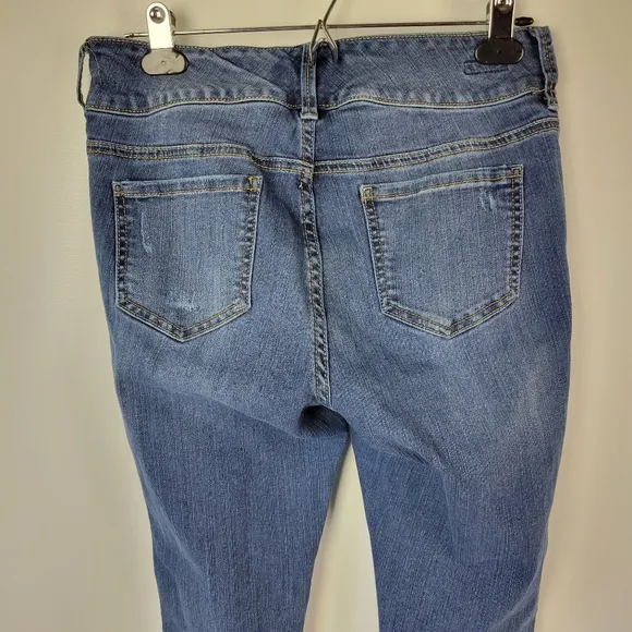 TORRID Skinny Destressed Stretchy High Waist Jeans Sz 10R EUC