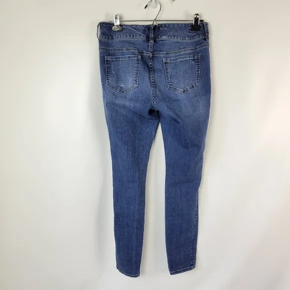TORRID Skinny Destressed Stretchy High Waist Jeans Sz 10R EUC
