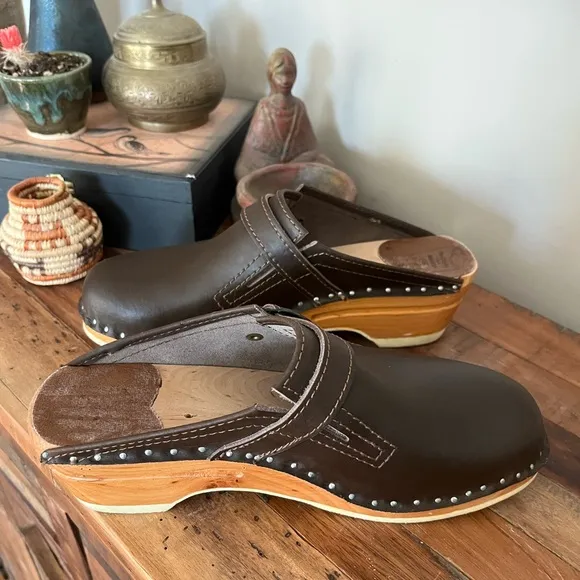Troentorp Swedish Raphael Brown Clogs