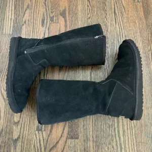 UGG Kenly Black Sheepskin Zip Tall Winter Boots Kids 5