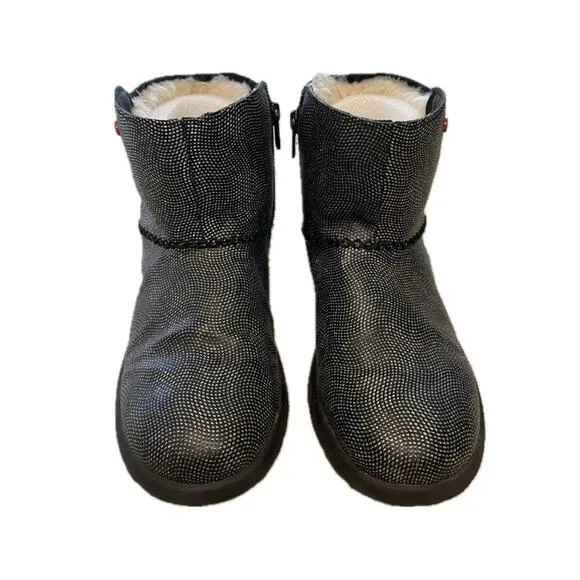 Ugg Short Mini Cozy Boots JI Heart Ivy / Metallic &amp; Suede Zipper Big Girls Sz 4
