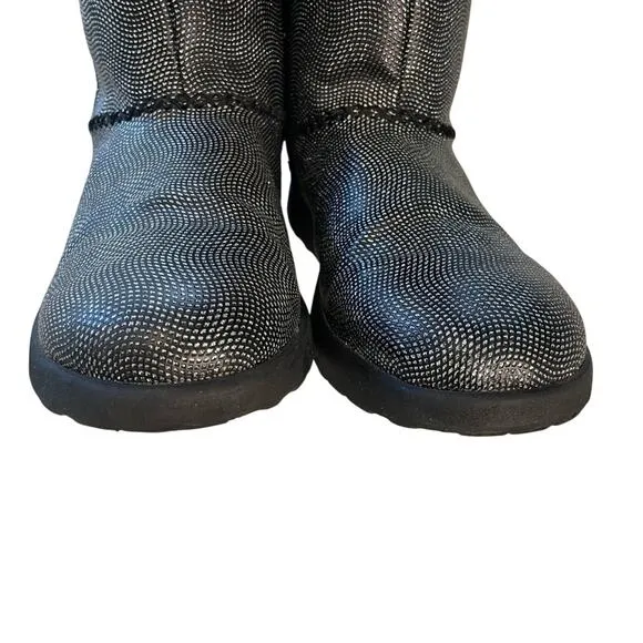Ugg Short Mini Cozy Boots JI Heart Ivy / Metallic &amp; Suede Zipper Big Girls Sz 4