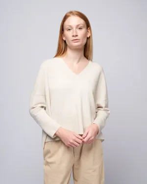v-neck sweater - off-white