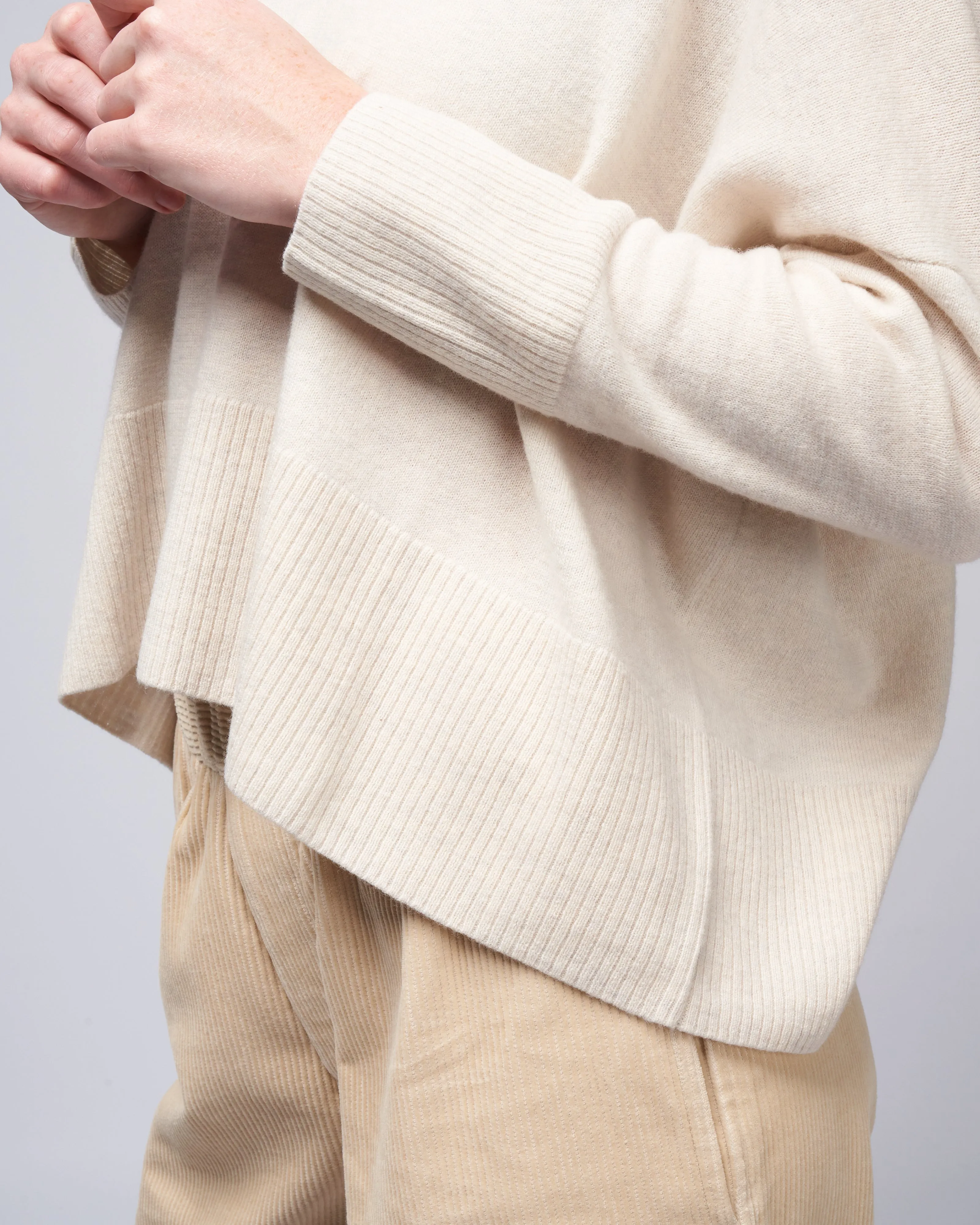 v-neck sweater - off-white