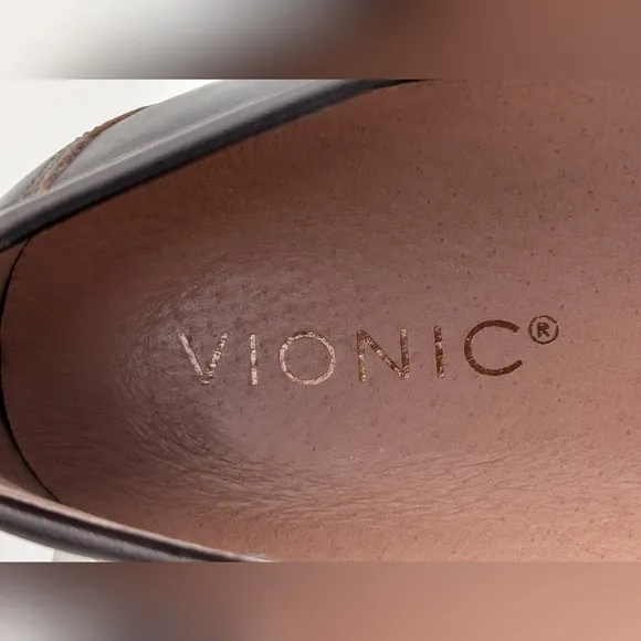 Vionic Waverly Croc Embossed Penny Brown Leather Slip On Loafers Women's 8.5